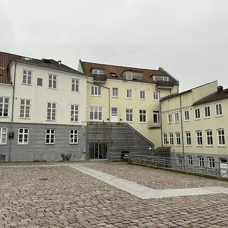 Aday - Beautiful 2 Bedrooms Apartment *